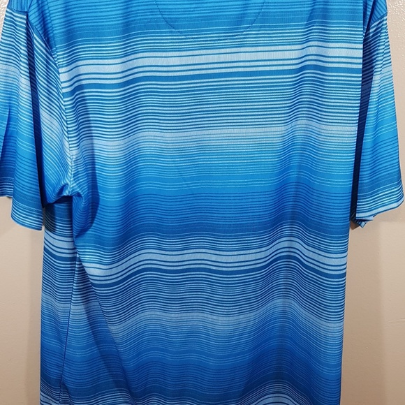 NWT MEN BLUE MEDIUM GRANDSLAM SHORT SLEEVE (218) - Picture 3 of 4